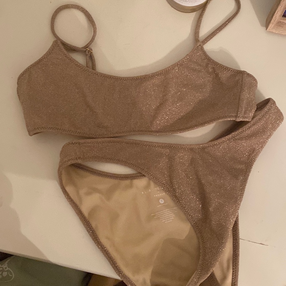 La hearts and Pacsun swimwear swim bikini